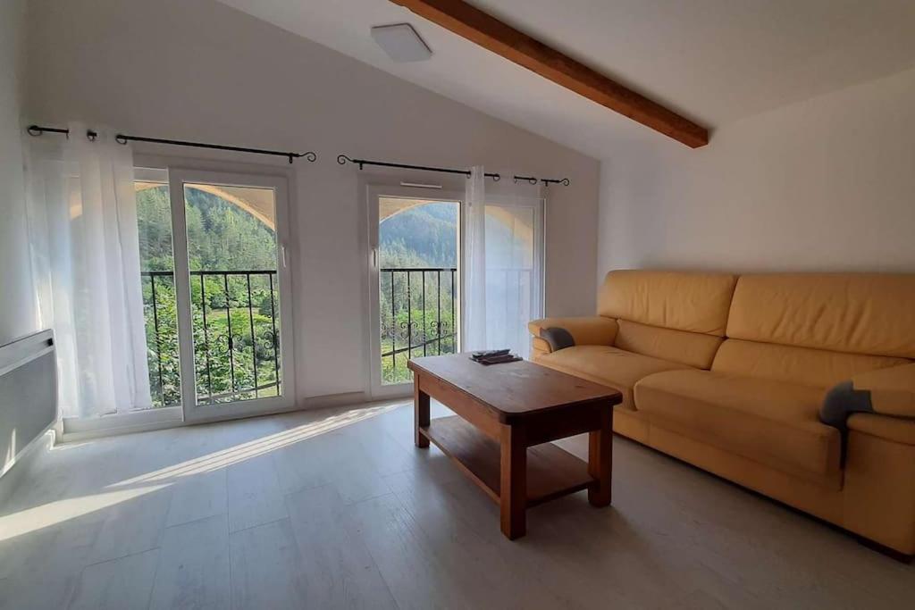 Appartamento 3 Pieces Neuf 65 M² Rigaud Esterno foto