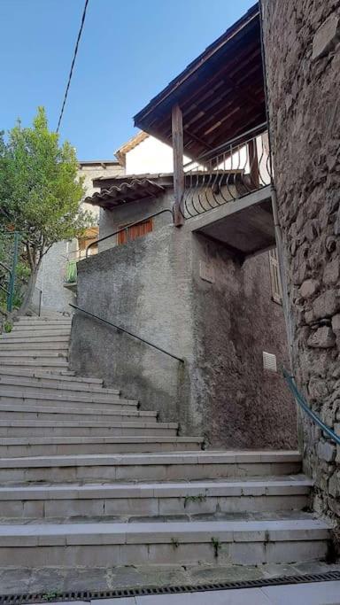 Appartamento 3 Pieces Neuf 65 M² Rigaud Esterno foto