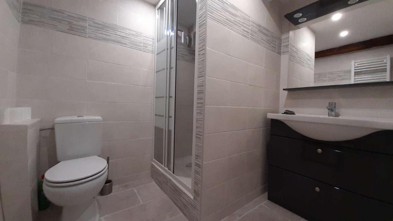 Appartamento 3 Pieces Neuf 65 M² Rigaud Esterno foto